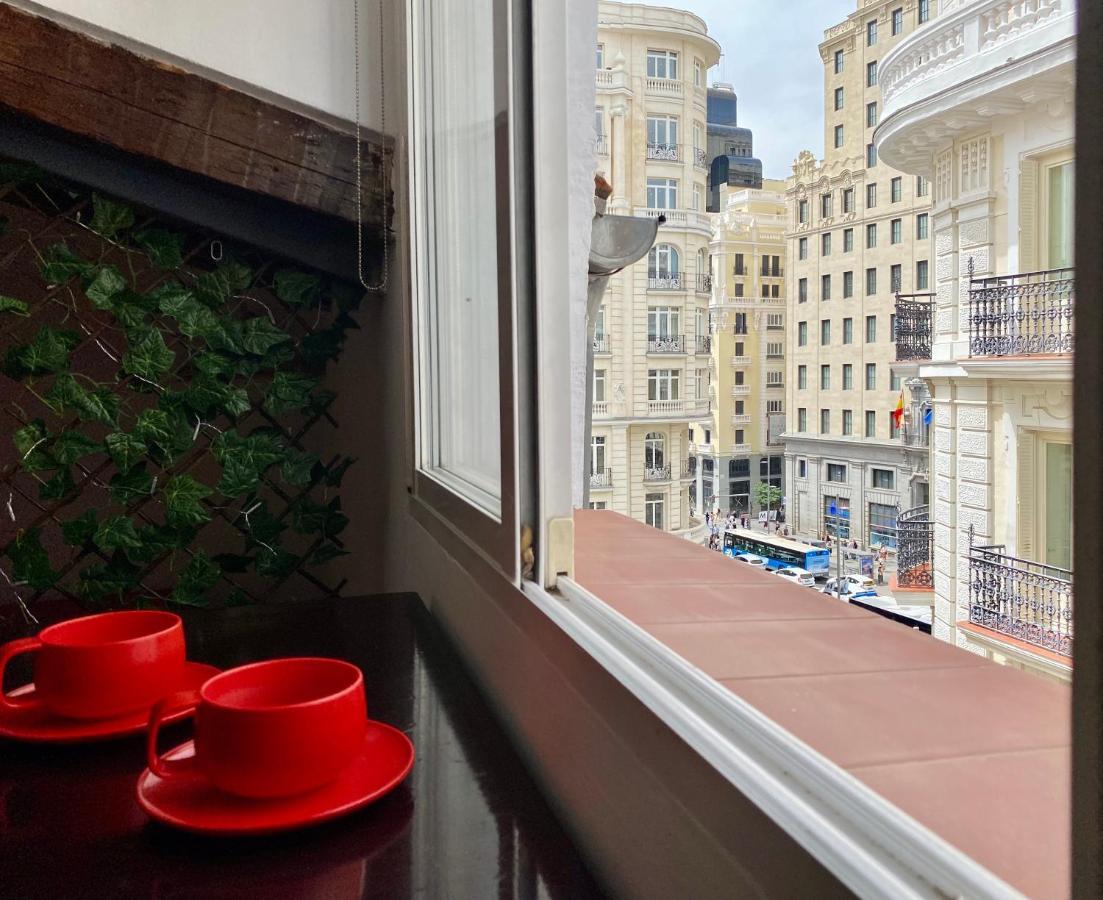 马德里Charming Gran Via Attic公寓 外观 照片